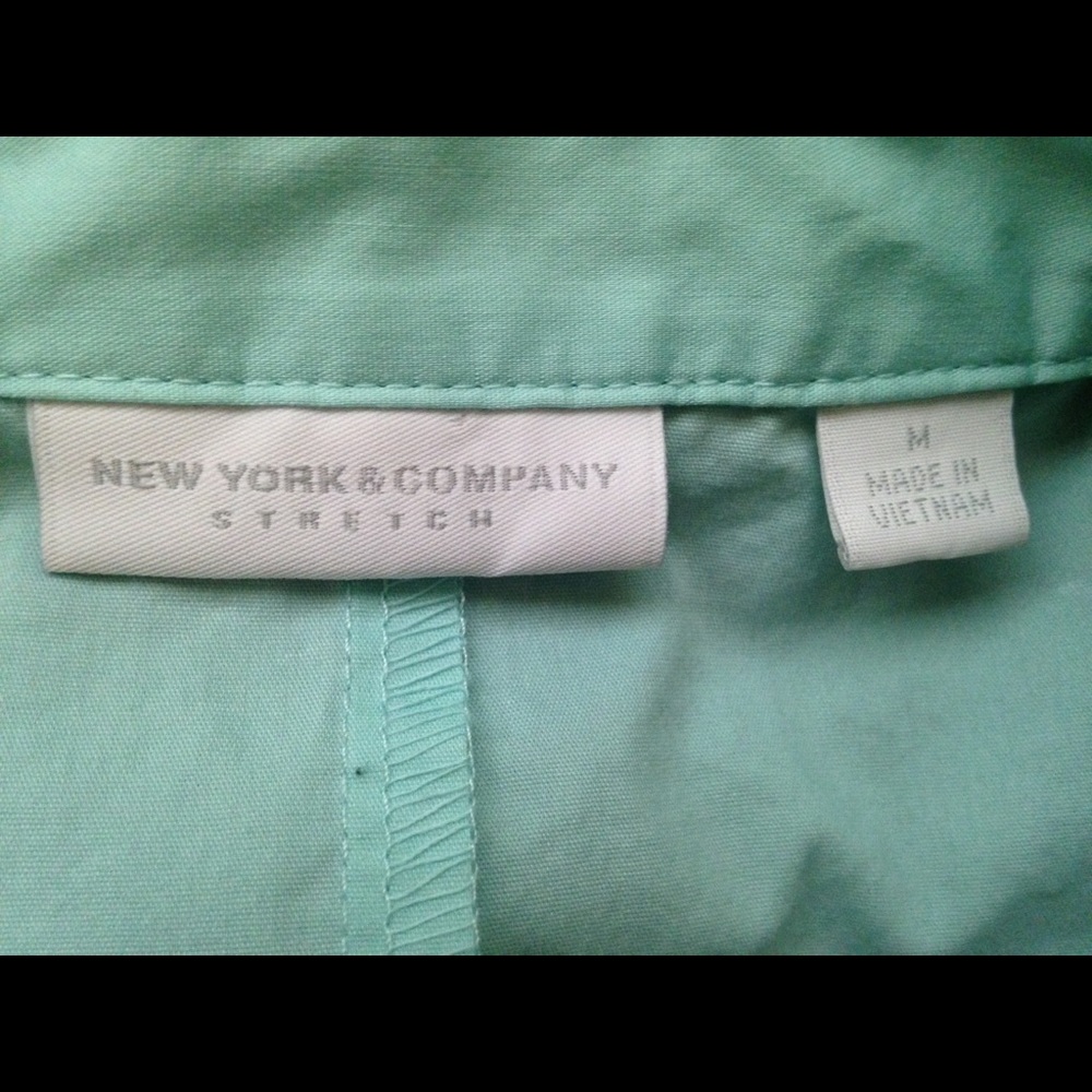 Button down vest - Picture 2 of 2